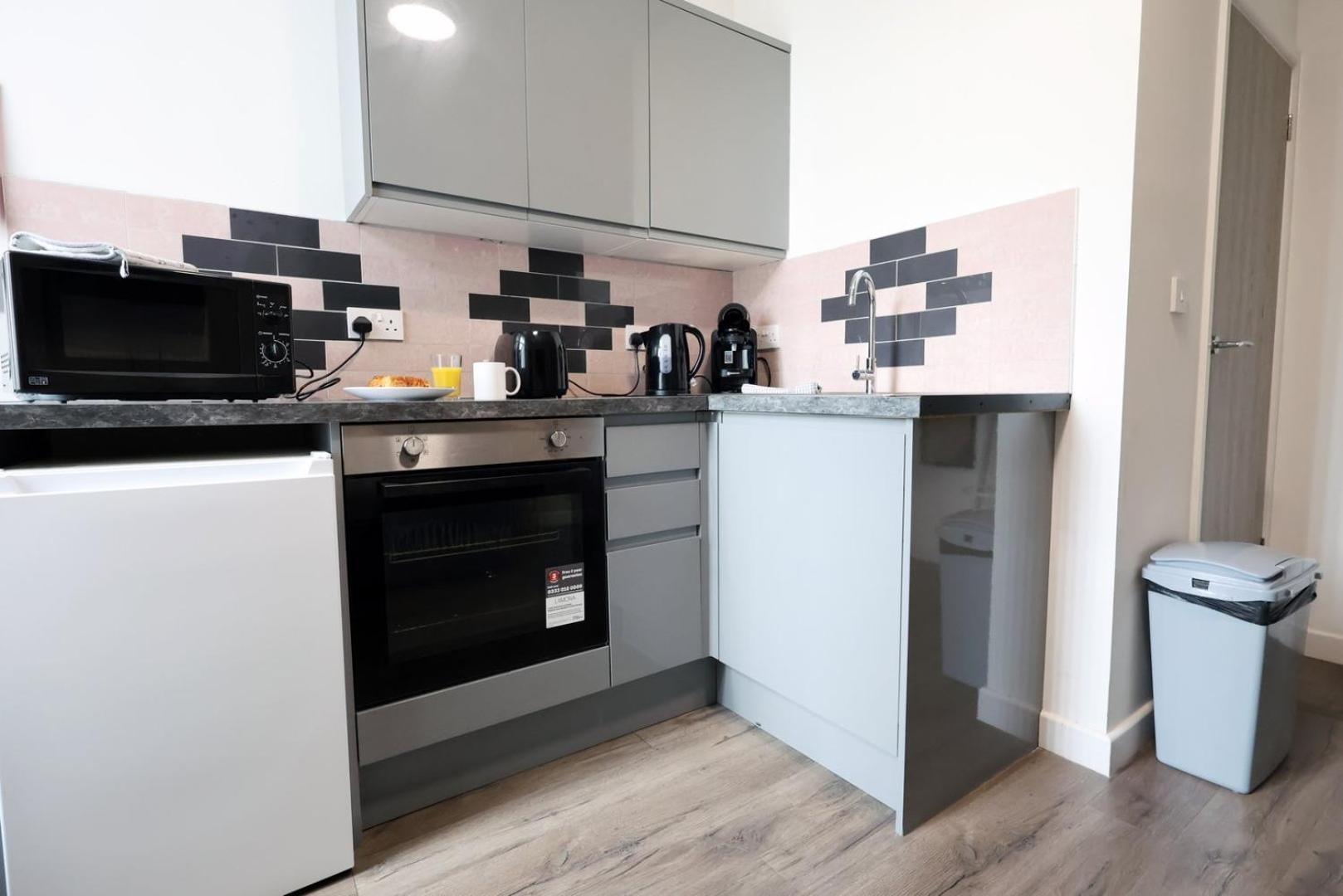 Cohost Partners | Smart Tv | 5 Min City | Parking Cardiff Exterior foto